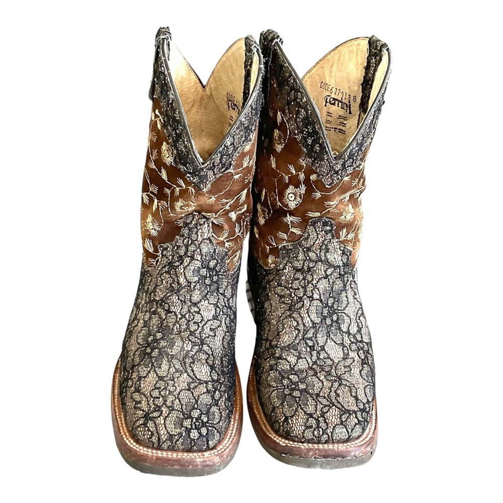 Women’s Ferrini Leather and Lace Western Boots Size: 7
